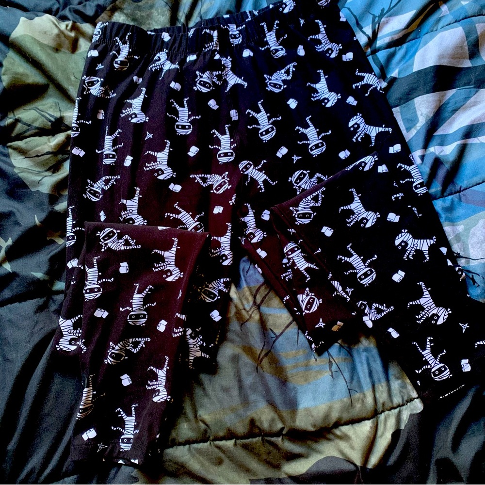 Sweetlegs 'Under Wraps' Halloween Leggings / Tights